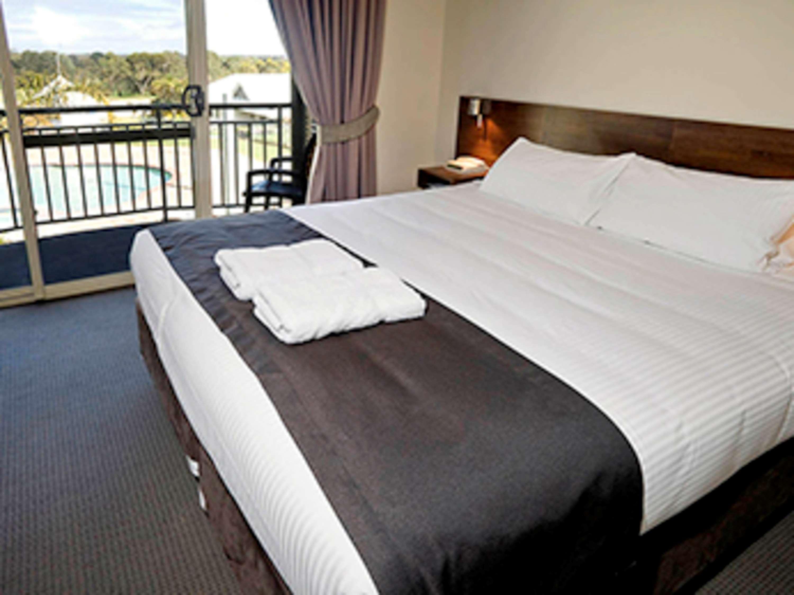 Mercure Bunbury Sanctuary Golf Resort Esterno foto