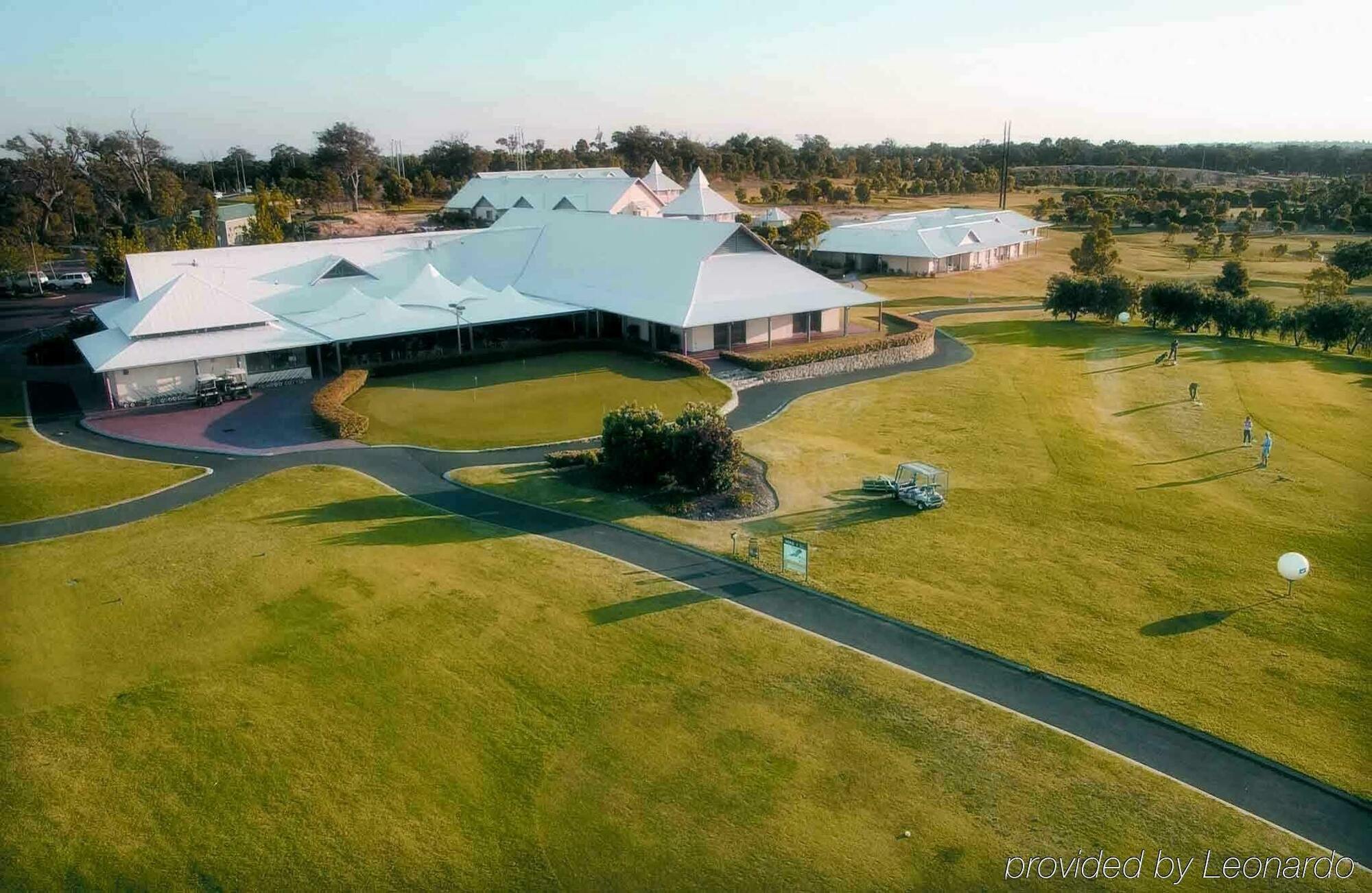 Mercure Bunbury Sanctuary Golf Resort Esterno foto